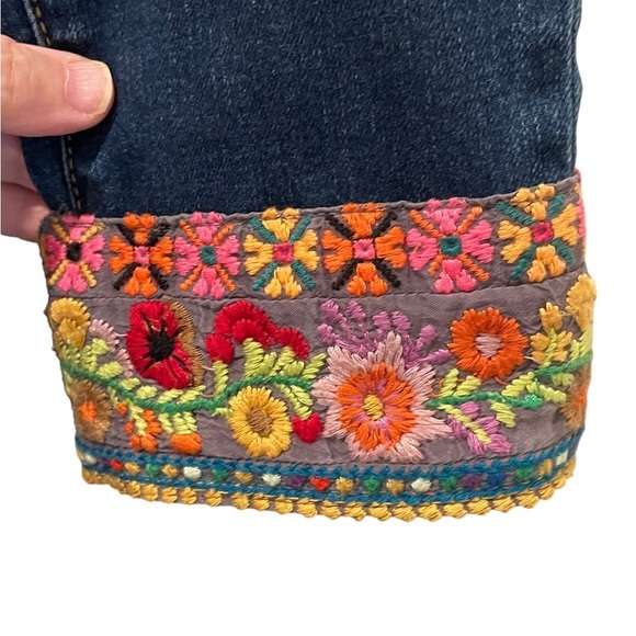 GORGEOUS JW UPCYCLED JEANS - SZ 29 - Picture 4 of 11